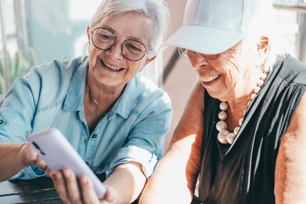 10 Ways to Bring Joy and Purpose to Seniors’ Lives